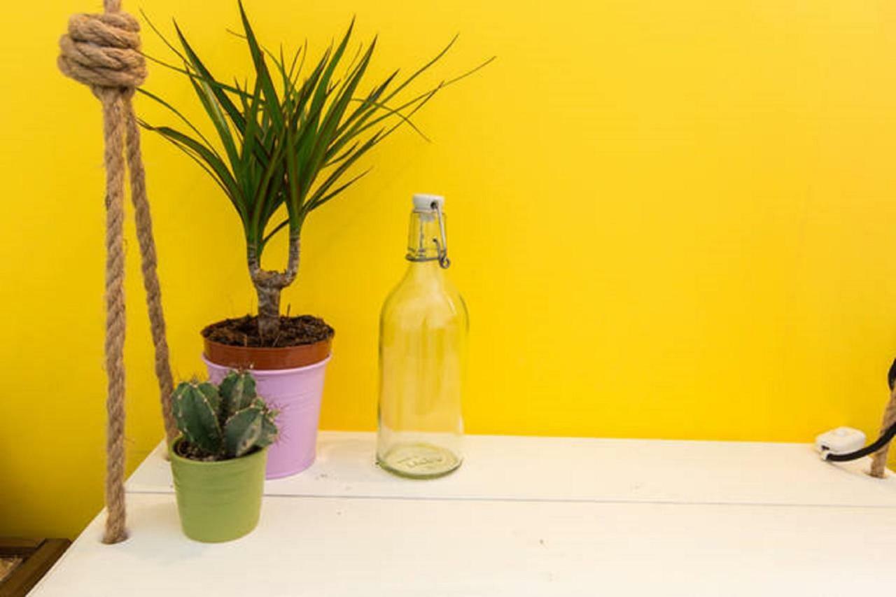 Pineapple Surf House Vandrerhjem Atouguia Da Baleia Eksteriør bilde